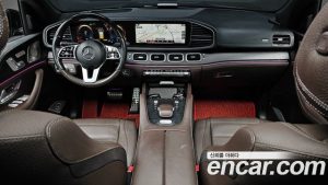 Mercedes-Benz GLS-Class GLS400d 4MATIC 2023 года из Южной Кореи