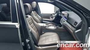 Mercedes-Benz GLS-Class GLS400d 4MATIC 2023 года из Южной Кореи