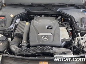 Mercedes-Benz E-Class E250 Exclusive 2023 года из Южной Кореи