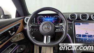 Mercedes-Benz CLE-Class CLE450 4MATIC Coupe 2024 года из Южной Кореи