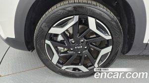 Kia Seltos Бензин 1.6 Turbo 2WD 2024 года из Южной Кореи