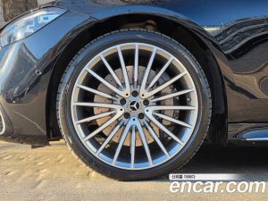 Mercedes-Benz S-Class S500L 4MATIC 2023 года из Южной Кореи