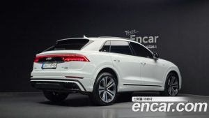 Audi Q8 55 TFSI 4WD Premium 2023 года из Южной Кореи