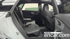 Audi Q8 55 TFSI 4WD Premium 2023 года из Южной Кореи