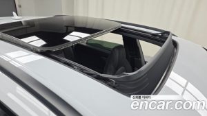 Audi Q8 55 TFSI 4WD Premium 2023 года из Южной Кореи