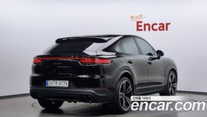 Porsche Cayenne 3.0 Coupe 2023 года из Южной Кореи