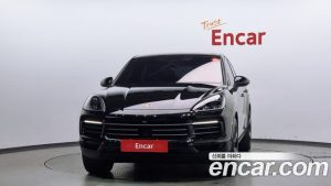 Porsche Cayenne 3.0 Coupe 2023 года из Южной Кореи