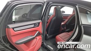 Porsche Cayenne 3.0 Coupe 2023 года из Южной Кореи