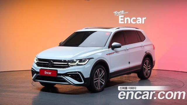 Volkswagen Tiguan 2.0 TSI Prestige 2023 года из Кореи