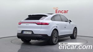Porsche Cayenne 3.0 Coupe 2023 года из Южной Кореи