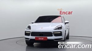 Porsche Cayenne 3.0 Coupe 2023 года из Южной Кореи