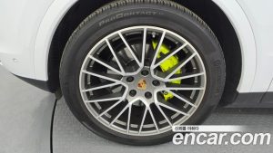 Porsche Cayenne 3.0 Coupe 2023 года из Южной Кореи