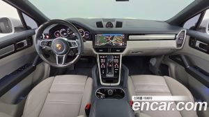 Porsche Cayenne 3.0 Coupe 2023 года из Южной Кореи