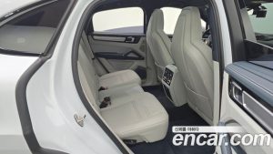 Porsche Cayenne 3.0 Coupe 2023 года из Южной Кореи