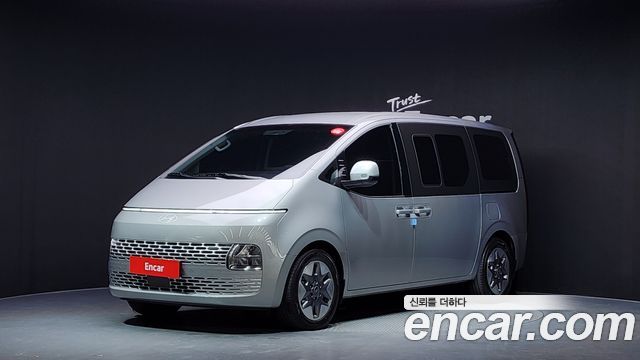 Hyundai Staria Tourer 9-Seater 2025 года из Кореи