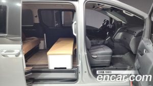Hyundai Staria Tourer 9-Seater 2025 года из Южной Кореи