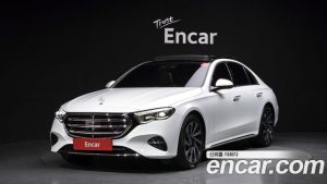 Mercedes-Benz E-Class E300 4MATIC Exclusive 2024 года из Южной Кореи
