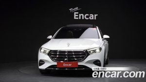 Mercedes-Benz E-Class E300 4MATIC Exclusive 2024 года из Южной Кореи