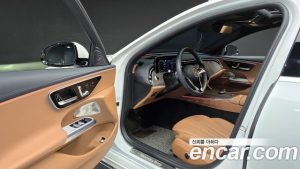 Mercedes-Benz E-Class E300 4MATIC Exclusive 2024 года из Южной Кореи