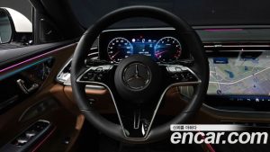 Mercedes-Benz E-Class E300 4MATIC Exclusive 2024 года из Южной Кореи