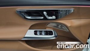 Mercedes-Benz E-Class E300 4MATIC Exclusive 2024 года из Южной Кореи