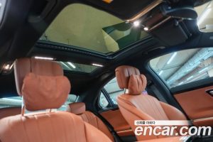 Mercedes-Benz S-Class S350 d 4MATIC 2025 года из Южной Кореи