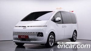 Hyundai Staria L3.5 Tourer 11-Seater 2024 года из Южной Кореи