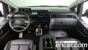 Hyundai Staria L3.5 Tourer 11-Seater 2024 года из Южной Кореи