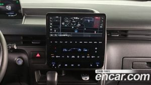 Hyundai Staria L3.5 Tourer 11-Seater 2024 года из Южной Кореи