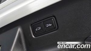 Hyundai Staria L3.5 Tourer 11-Seater 2024 года из Южной Кореи