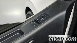 Hyundai Staria L3.5 Tourer 11-Seater 2024 года из Южной Кореи