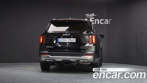 Kia Sorento Дизель 2.2 2WD 2024 года из Южной Кореи