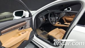 Volvo S90 B6 AWD Inscription 2022 года из Южной Кореи