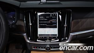 Volvo S90 B6 AWD Inscription 2022 года из Южной Кореи