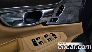 Volvo S90 B6 AWD Inscription 2022 года из Южной Кореи