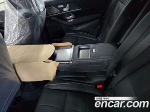 Mercedes-Benz GLS-Class GLS450d 4MATIC 2026 года из Южной Кореи