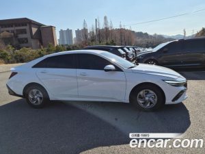 Hyundai AVANTE 1.6 2024 года из Южной Кореи