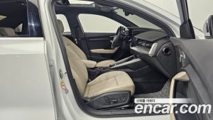 Audi A3 40 TFSI 2023 года из Южной Кореи