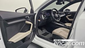 Audi A3 40 TFSI 2023 года из Южной Кореи