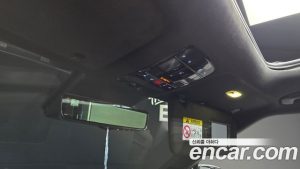 Hyundai Santafe Бензин 2.5T 4WD 2025 года из Южной Кореи