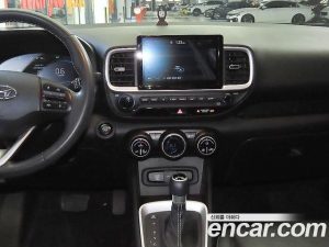 Hyundai Venue 1.6 Premium 2024 года из Южной Кореи