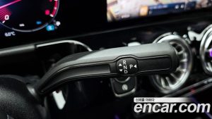 Mercedes-Benz GLA-Class GLA250 4MATIC 2025 года из Южной Кореи