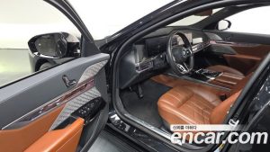 BMW i7 xDrive 60 M Sport 2024 года из Южной Кореи