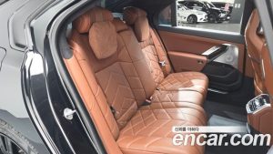 BMW i7 xDrive 60 M Sport 2024 года из Южной Кореи