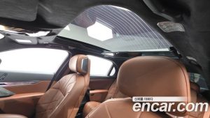 BMW i7 xDrive 60 M Sport 2024 года из Южной Кореи