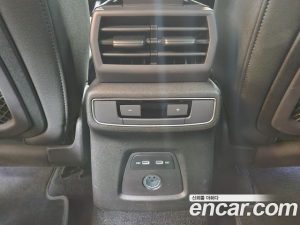 Audi Q4 e-tron 40 2023 года из Южной Кореи