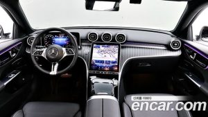 Mercedes-Benz C-Class C300 4MATIC Avantgarde 2024 года из Южной Кореи