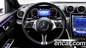 Mercedes-Benz C-Class C300 4MATIC Avantgarde 2024 года из Южной Кореи
