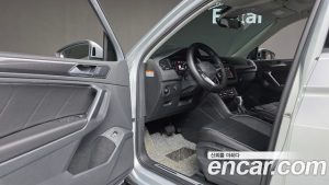 Volkswagen Tiguan 2.0 TDI Prestige 2022 года из Южной Кореи