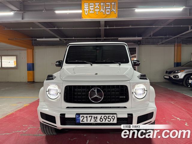 Mercedes-Benz G-Class G400d 2024 года из Кореи